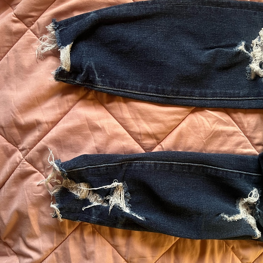 Ripped curvy jegging